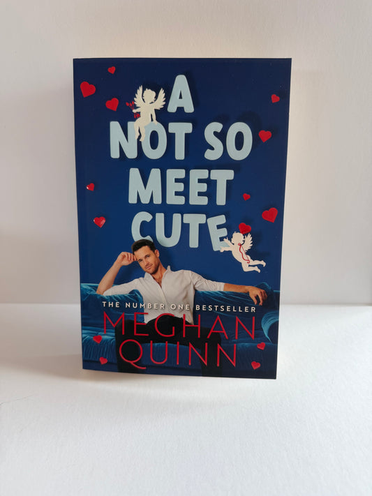 A Not So Meet Cute [Paperback]